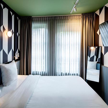 Tourist Inn Hotel Amsterdam Esterno foto