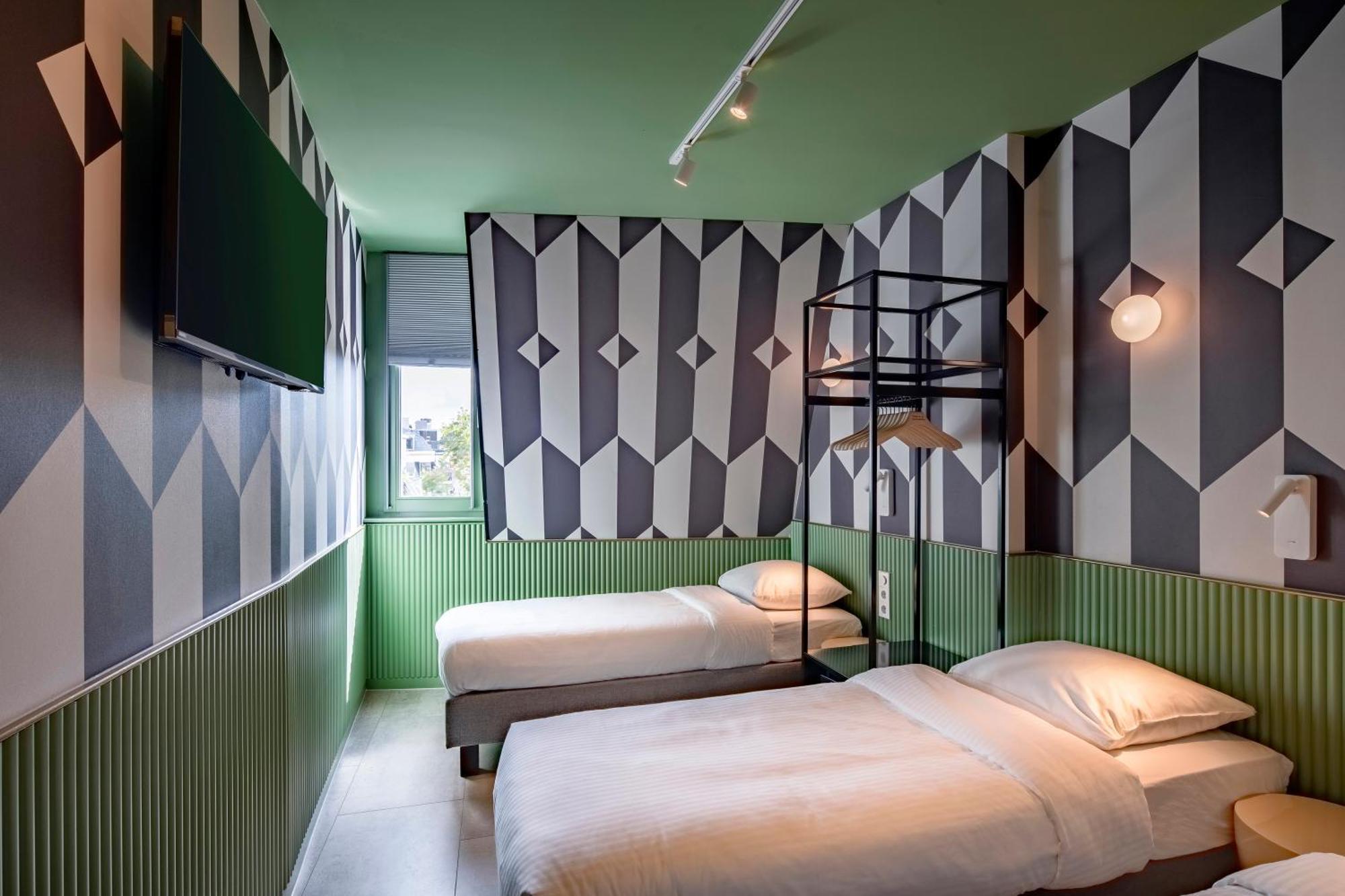 Tourist Inn Hotel Amsterdam Esterno foto